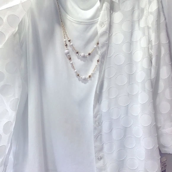 Alfred Dunner Beautiful  Women’s  🌈 white 2 for 1 blouse size 16 - Picture 4 of 6